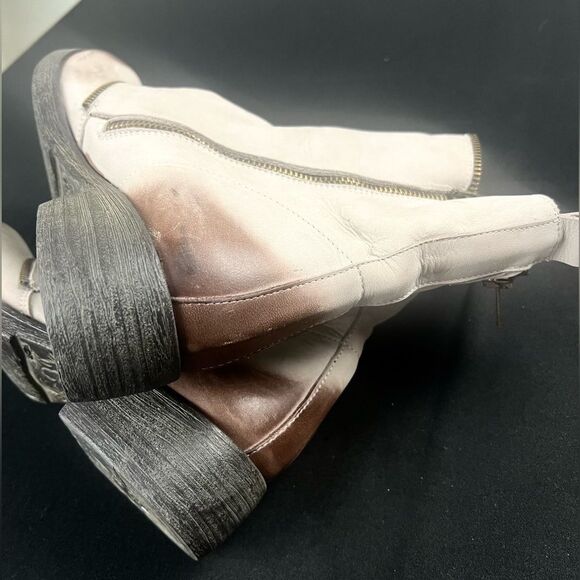 💥Sundance, Size 7.5, Moto Gray Boots - Picture 7 of 15